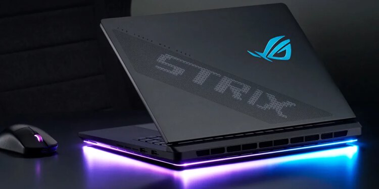 Best Buy ima otvorenu kutiju Asus ROG Strix Scar RTX 5090 gaming laptop za 3258 USD