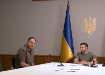Bivši savjetnik Zelenskog nakon ostavke najavio da ide na front: Njegov potez iznenadio je sve