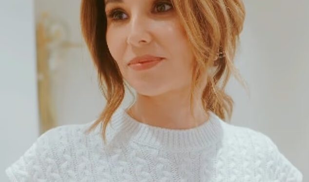 Cheryl, 42, dijeli tajnu svoje ‘blistave i čvrste’ kože dok izluđuje obožavatelje novom reklamom za Niveu