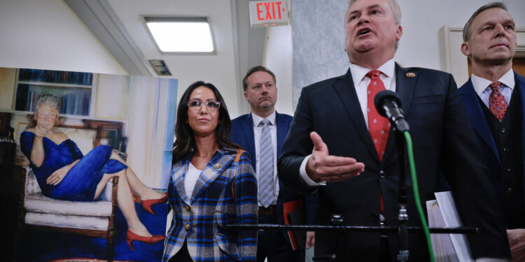 Clintonovi odbijaju svjedočiti u Epsteinovoj istrazi — RT World News