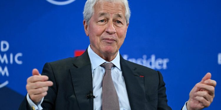 Direktor najveće američke banke: Naša zemlja je sada ‘manje pouzdana’