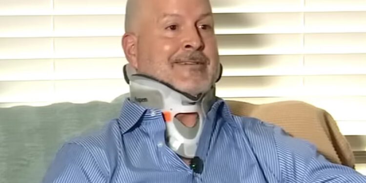 Disneyjev radnik koji je zaustavio odbjegli rekvizit u viralnom klipu govori: ‘Ne može pogoditi publiku’