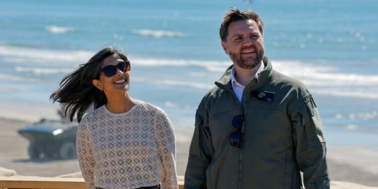 Druga dama Usha Vance objavljuje da je trudna s četvrtim djetetom za nju i JD-ja