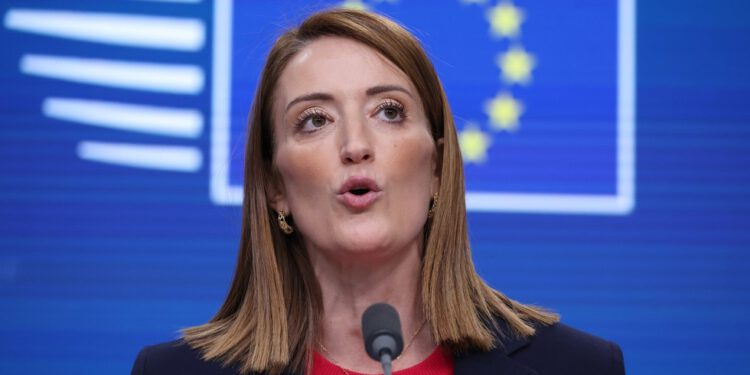 Europski parlament zabranjuje iranskim diplomatima pristup prostorijama — RT World News