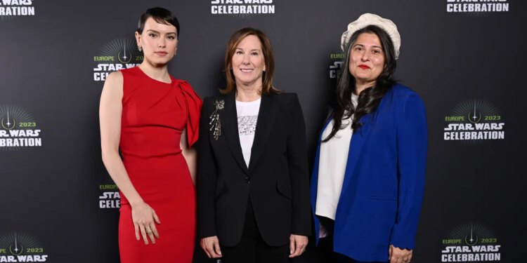 Evo svakog filmskog projekta Ratova zvijezda koji je Kathleen Kennedy upravo spomenuta dok odlazi kao šefica Lucasfilma — bez spominjanja tog samostalnog filma Rey