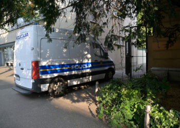 ‘Evo ti 1.000 eura, sredi mi operaciju’: USKOK razbio korupciju u hrvatskoj bolnici, pao poznati doktor