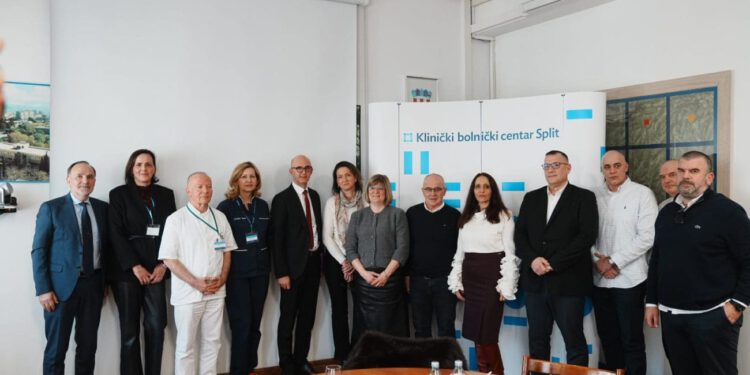 FOTO Sastanak ravnatelja dalmatinskih bolnica: Nedostaje liječnika i sestara, svima osim jednoj bolnici…