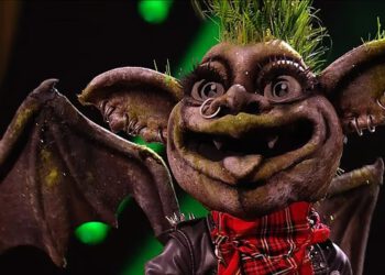 Gledatelji i suci Maskiranog pjevača zapanjeni kada je Gargoyle otkriven kao legendarna pop zvijezda 90-ih