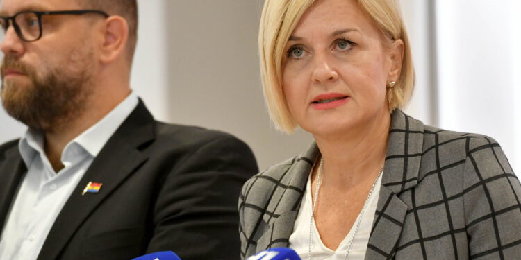 Gradonačelnica Rijeke stala na Thompsonovu stranu: ‘Ma koji antifašizam, to su paraziti’