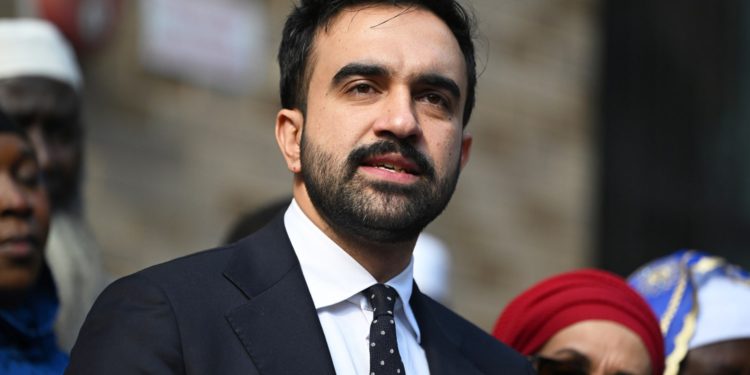 Gradonačelnik New Yorka Mamdani osudio američki vojni napad na Venezuelu