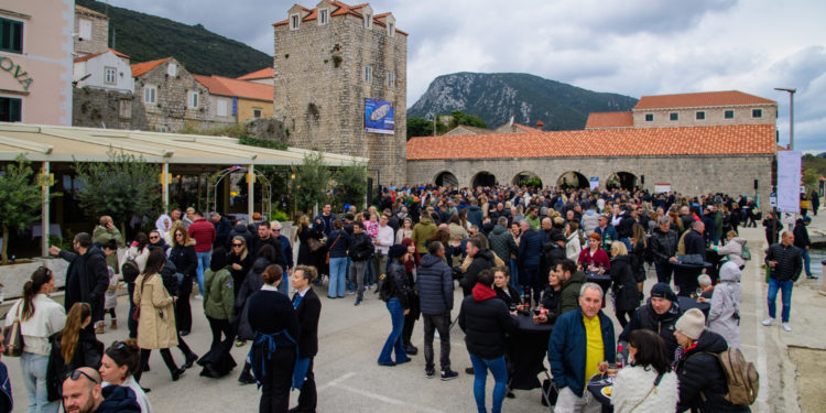 Hrvati ostali bez jedine banke u svom mjestu: ‘Propali smo od rata’