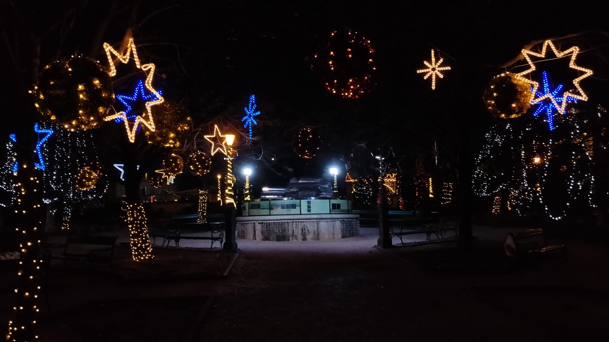 Druga strana šibenske medalje: "Da, čudo smo 65 dana, ali  ovako je ostalih 300 - Razvikanost se skupo plaća, a grad je prazan!"