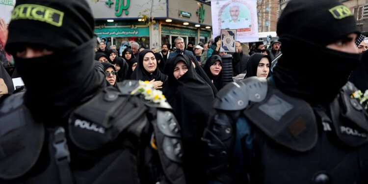 Iran prosvjeduje protiv zatvorske torture koju navode bivši zatvorenici i aktivisti