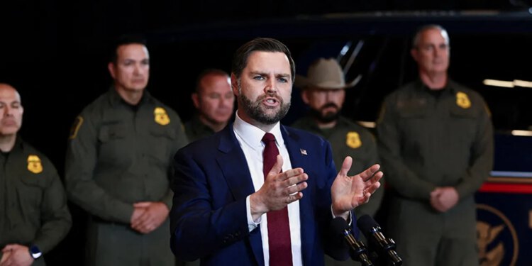 JD Vance dijeli ‘ludu’ priču o ICE-u, službenicima CBP-a u Minneapolisu