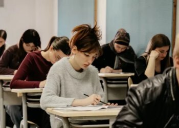 Jesu li studenti ostali bez stipendija zbog sukoba unutar Napretka ili zbog neispunjenih kriterija?