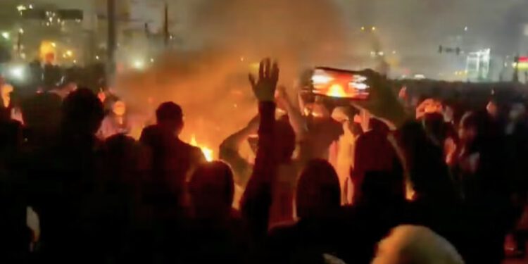 Kako Iran ‘ometa’ Starlink satelite kako bi zaustavio užas gušenja prosvjeda koji dopire do vanjskog svijeta