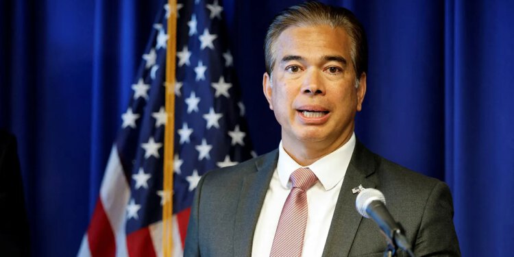 Kalifornija tuži Trumpovog administratora zbog spora oko nadležnosti federalnog naftovoda