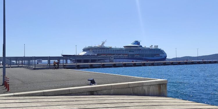 Kapetan Miklaušić: “Studije bez svrhe