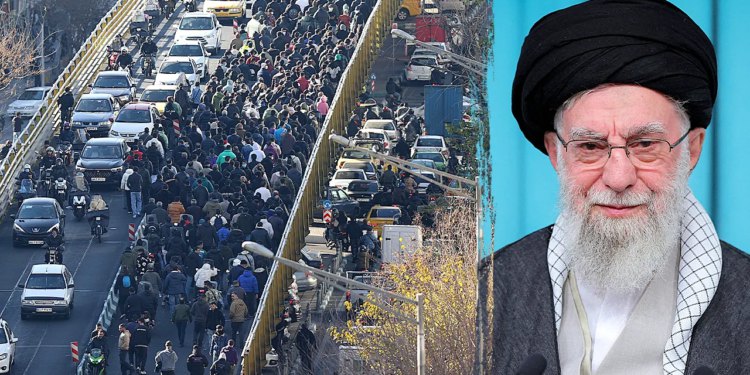 Khamenei prosvjednike u Iranu naziva ‘nemirnicima’ jer ih je 10 ubijeno u prosvjedima