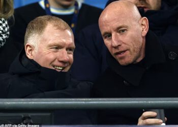 Man United Confidential: Why Paul Scholes’ row with Lisandro Martinez is about to get EVEN WORSE, what’s on the agenda at Michael Carrick and Co’s transfer summit this week and the wonderkids United are battling Arsenal and Chelsea to sign