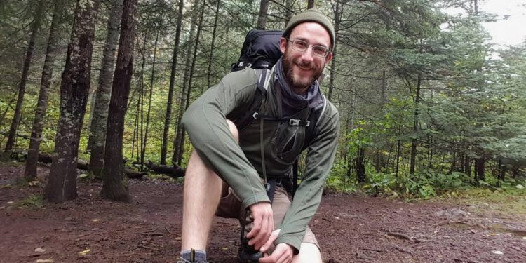 Medicinska sestra na intenzivnoj njezi bez kaznenog dosjea kojoj je ‘jako stalo do ljudi’: Što znamo o Alexu Prettiju, žrtvi pucnjave u ICE-u