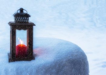 More se ledilo u lukama