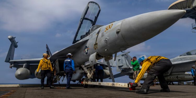 Najnovije Trump-Iran: Predsjednik upozorava ‘vrijeme ističe’ da se izbjegnu vojni napadi s ‘masovnom armadom’ na putu