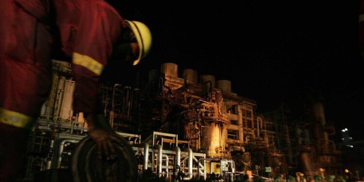 Najveća indijska rafinerija nastavlja kupnju ruske nafte – Reuters – RT India