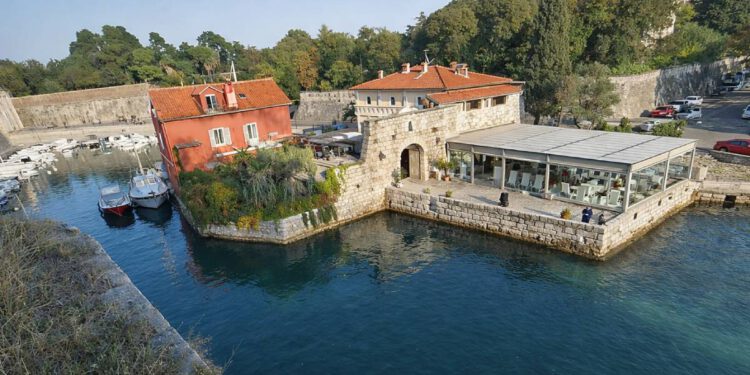 Najveći ulog za dozvolu na pomorsko dobro u Zadru je za terasu poznatog ribljeg restorana