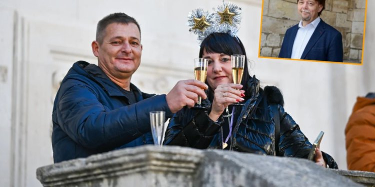 Nazdravlje vam nova, uz zadatak za razmišljanje: Što je Dubrovnik bio prije nego je postao brend, hashtag i studija masovnog turizma?