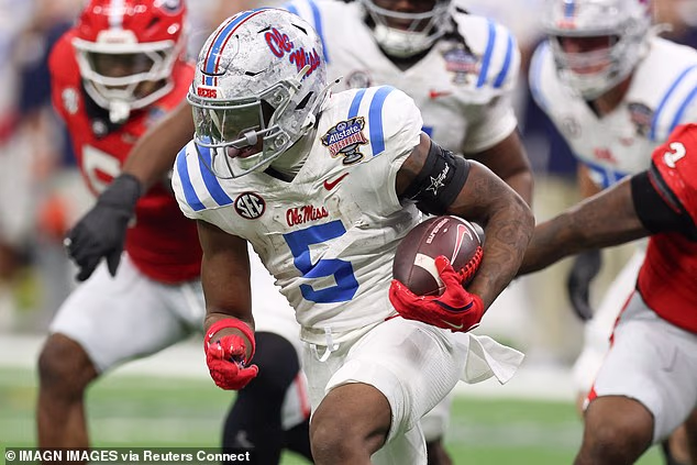 Neugodan trenutak ESPN-ov spiker zamijenio je igrača Ole Miss sa zvijezdom LSU-a koja je umrla od samoubojstva