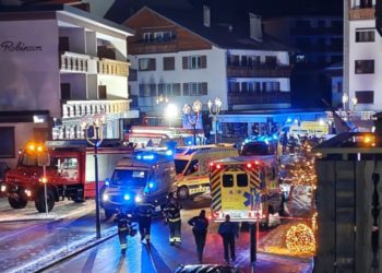 Objavljene prve snimke: U eksploziji bara na skijalištu poginulo desetero ljudi