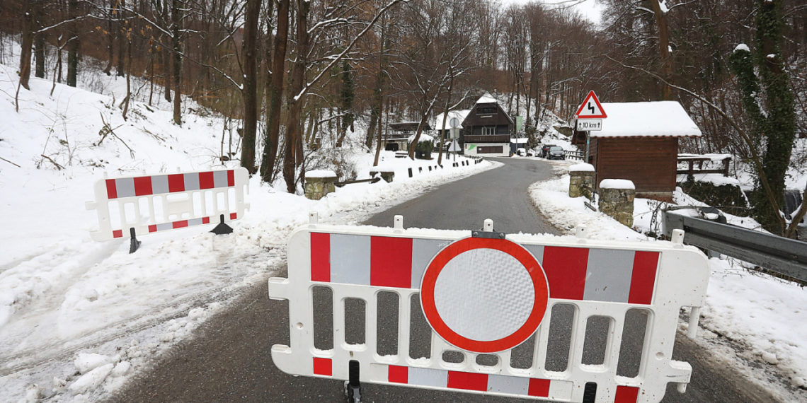 Odgađa se nastava u ovom gradu, građani bez struje