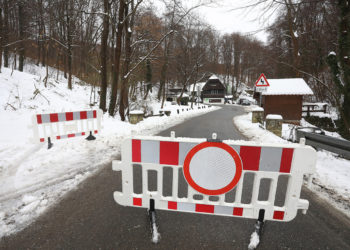 Odgađa se nastava u ovom gradu, građani bez struje