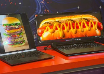 Ovo prijenosno OLED prijenosno računalo Lenovo na kotrljanje je poput vezivanja ultraširokog monitora za igranje na prijenosno računalo za igranje