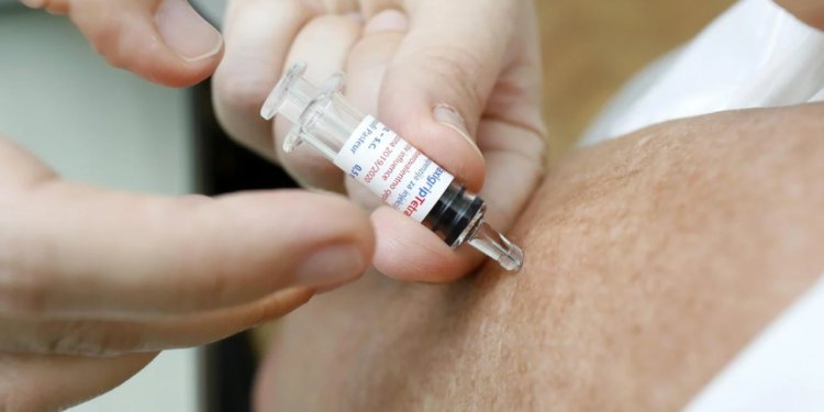 Pet osoba u Zadarskoj županiji preminulo od gripe, hospitalizirano je preko 30 pacijenata! Bolnica uvela ograničenja