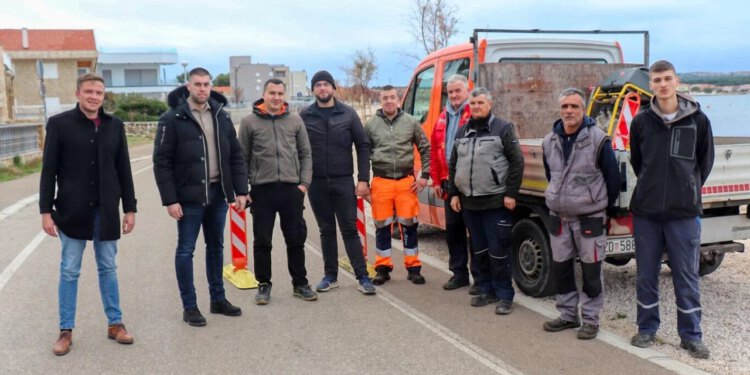 Počelo postavljanje ležećih policajaca i novih prometnih znakova na Viru