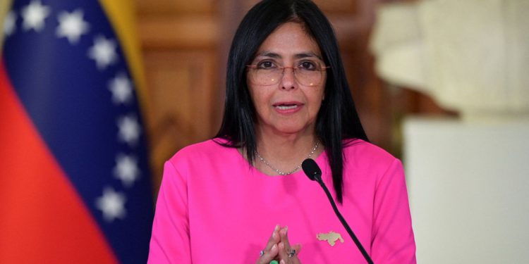 Politico: Trump stavlja privremenu venezuelsku predsjednicu na ‘kratku uzicu’