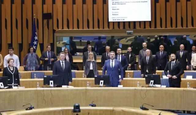 Prekinuta je sjednica Doma naroda Parlamenta BiH, nema kvoruma iz klubova Hrvata i Srba
