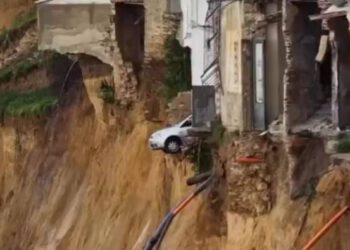 Proglašeno izvanredno stanje, cijeli grad propada!