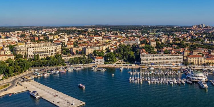 Pula dobiva lukobran vrijedan 26.8 milijuna eura