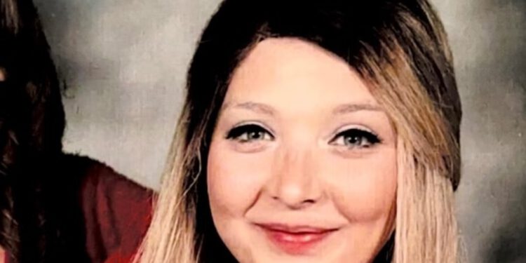 Samohrana majka, 28, s terminalnim rakom dojke pokreće GoFundMe za vlastiti sprovod