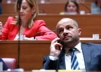 Samozatajna dama čija su primanja nepoznata: Ona stoji iza čovjeka koji želi postati premijer