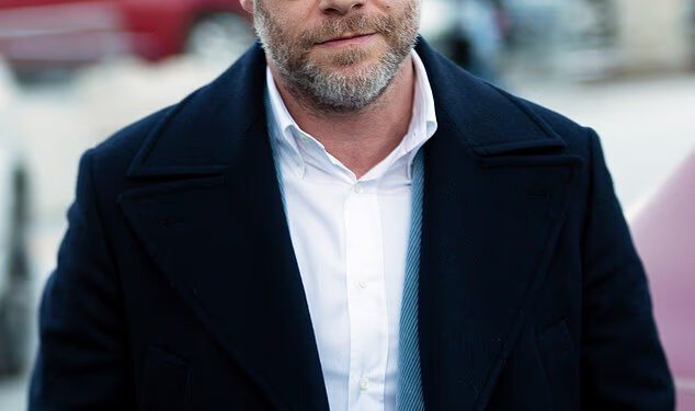 Seth Rogen ‘shrvan’ dok tuguje za ‘ljubaznom’ i ‘histeričnom’ kolegicom Catherine O’Hara nakon njezine iznenadne smrti u 71. godini