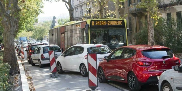 Slobodna Dalmacija – Bit će ‘show’ za koji dan; zatvara se ulica u centru Splita! Mijenjaju se i trase triju autobusnih linija…