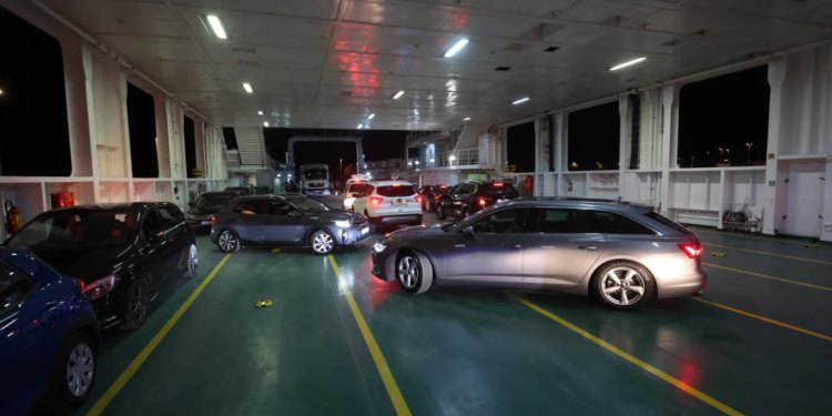 Slobodna Dalmacija – Braču se ovo još nije dogodilo; otočani ne mogu vjerovati, toliko su se borili, ‘vikali’, ‘plakali’…