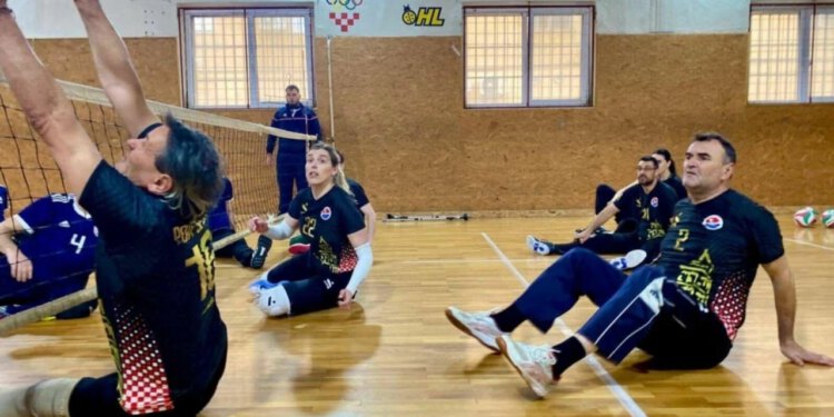 Slobodna Dalmacija – Čak 20 godina okupljaju naše heroje! Ovo je poseban splitski klub… Dobili i 27 kvadrata na Poljudu; oni su čudo