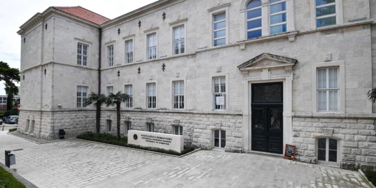 Slobodna Dalmacija – Dubrovačkim umirovljenicima uskoro počinju predavanja! Program je izazvao veliki interes, a ‘školarina’ je simbolična…