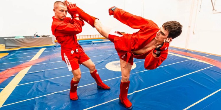 Slobodna Dalmacija – I šakama i nogama: u Dalmaciju stižu najbolji europski borci u sve popularnijem sportu nastalom u Rusiji! Evo detalja