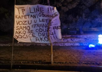 Slobodna Dalmacija – Incidenti, kašnjenja i pad broja uplova: zašto nova luka u Salima i novi prijevoznik ne donose bolju povezanost?